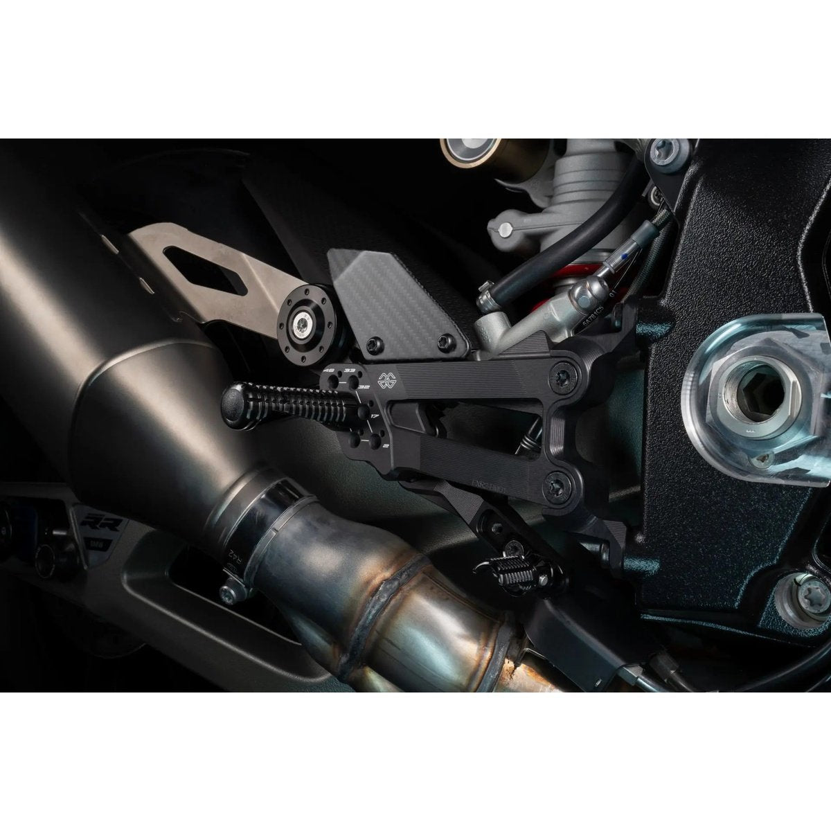 Estriberas Gilles FXR BMW S 1000 RR negro