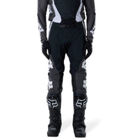 Pantalón Fox Flexair Thorn negro / blanco 2027
