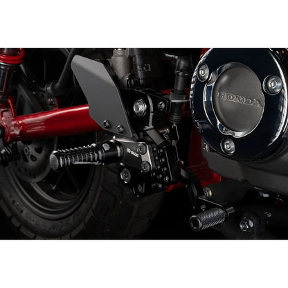 Estriberas Gilles AS31 Suzuki Hayabusa negro