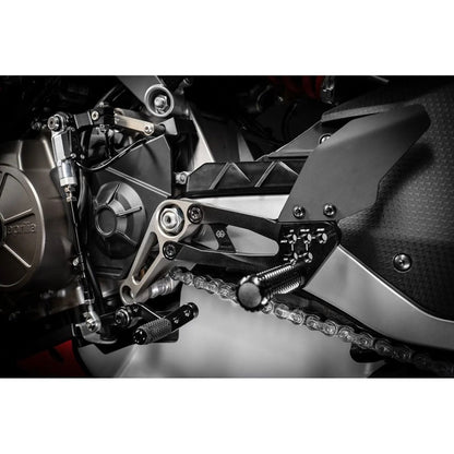 Estriberas Gilles FXR Aprilia RS 660