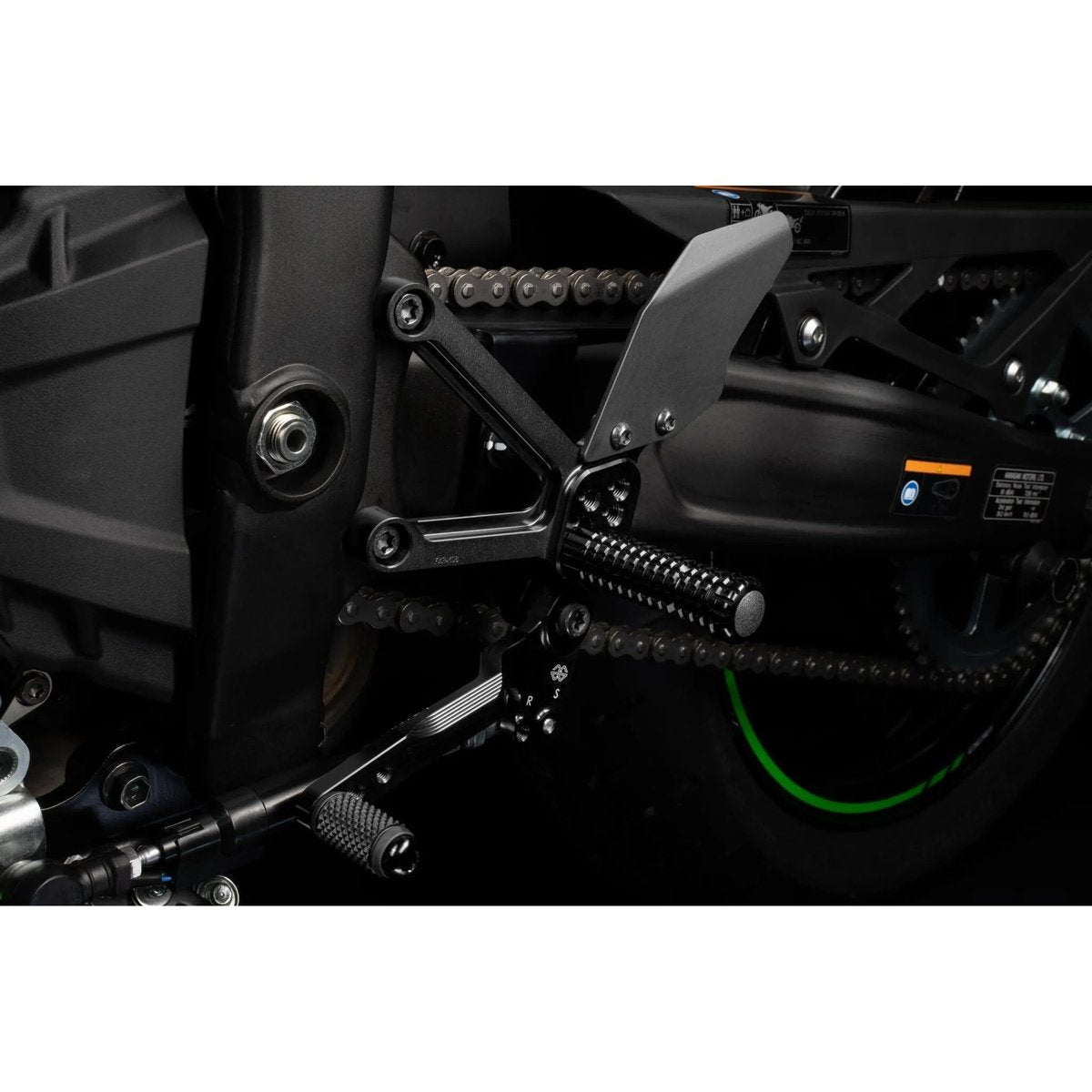 Estriberas Gilles FXR Kawasaki ZX-4R negro