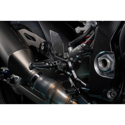 Estriberas retrasadas Gilles MUE2 BMW S 1000 RR