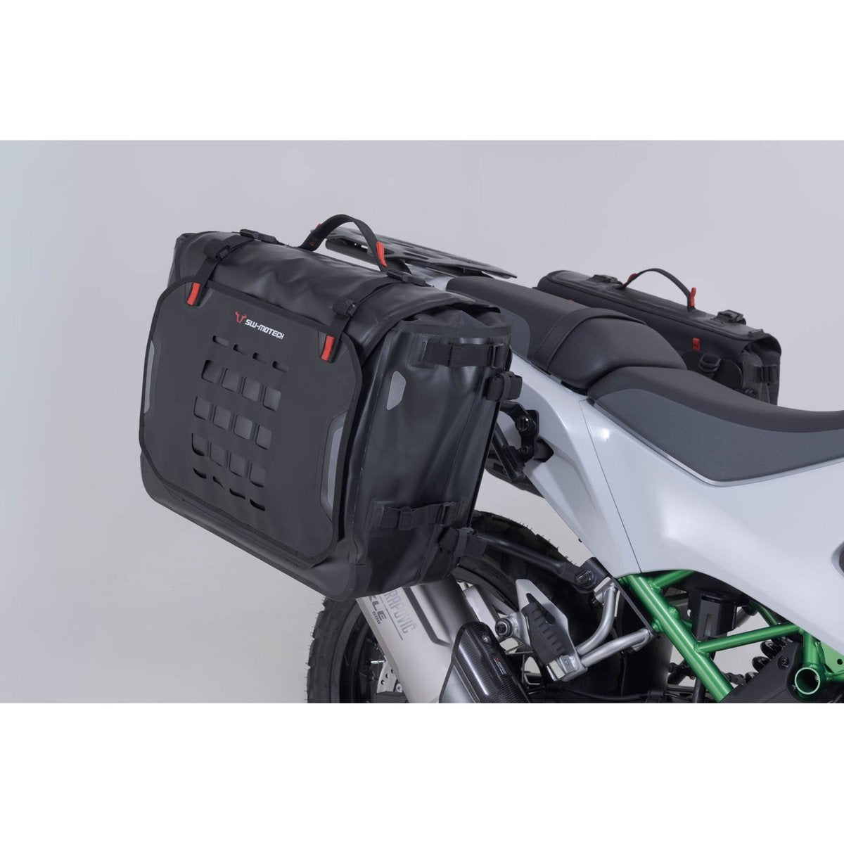 Alforjas SW-Motech SysBag WP L Kawasaki KLE500